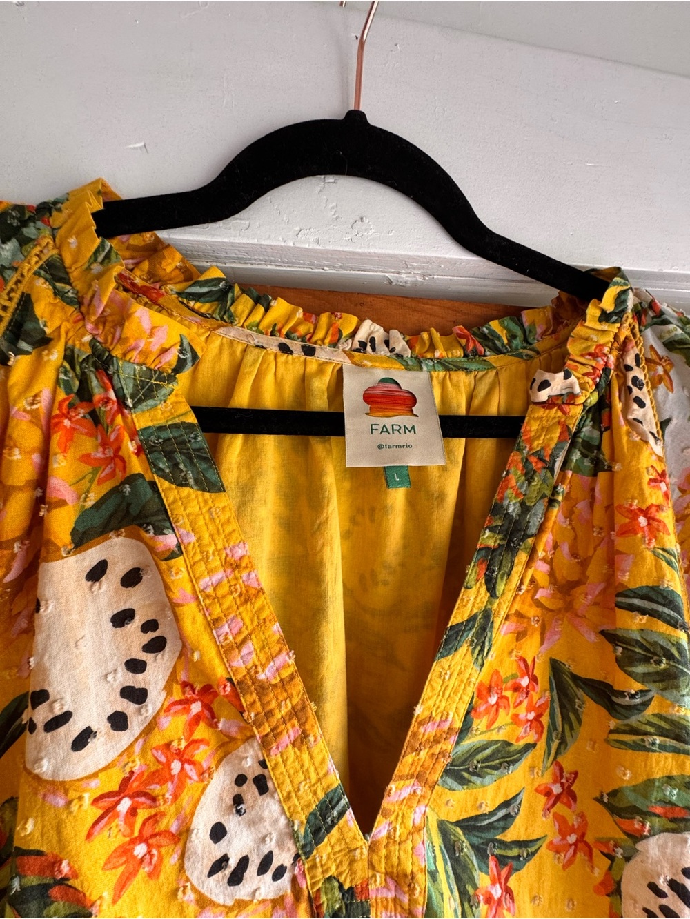 FARM Rio Yellow Tropical Fruit Print V‑Neck Tiered Mini Dress - Picture 3 of 3